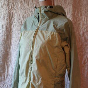 Green Columbia Womens Rainjacket Sz Small